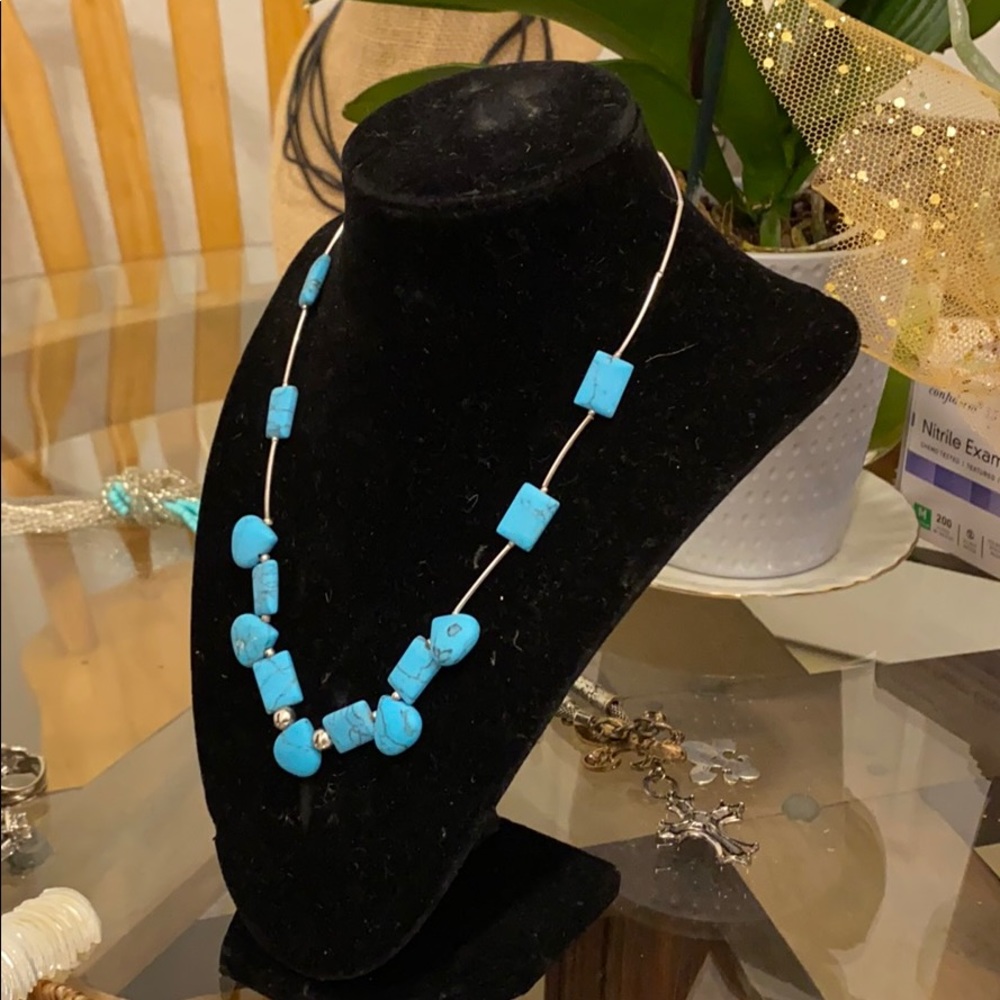 Turquoise Necklace - Picture 4 of 4